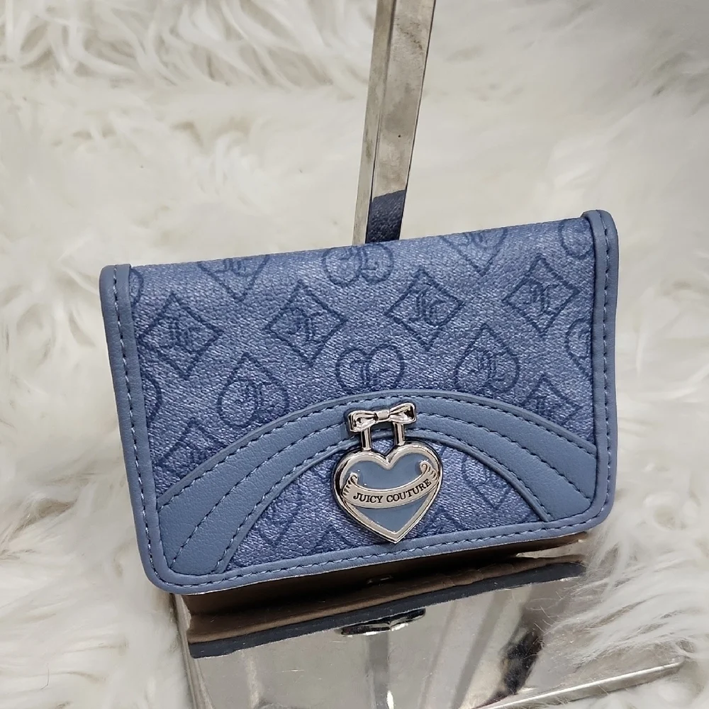 💙▪️Juicy Couture ▪️Blue Wallet with Heart Charm Nwot